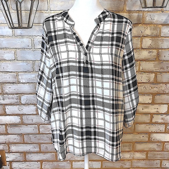 Davina Plaid Printed Polyester Blouse, Women’s Size Medium. - Picture 5 of 10